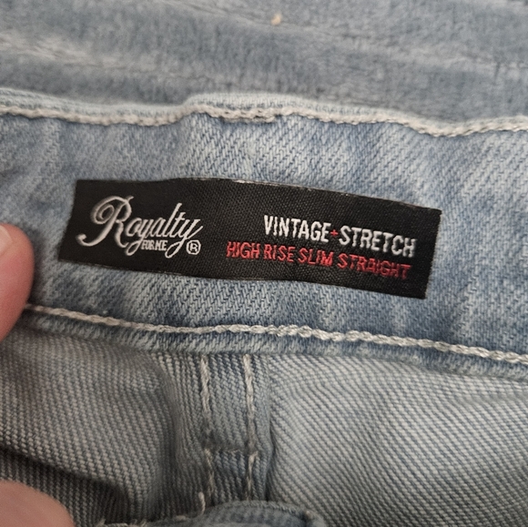 Royalty For Me Light Cropped Raw Hem Jeans! - Picture 4 of 8